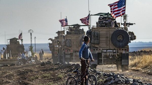 Suriye  - ABD askerleri -  ABD askeri araçları  - Sputnik Türkiye