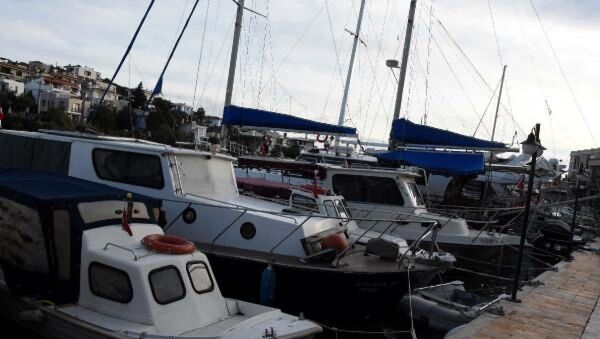 İnce'nin 'Yazın tatil yaptılar' dediği teknenin sahibi konuştu - Sputnik Türkiye