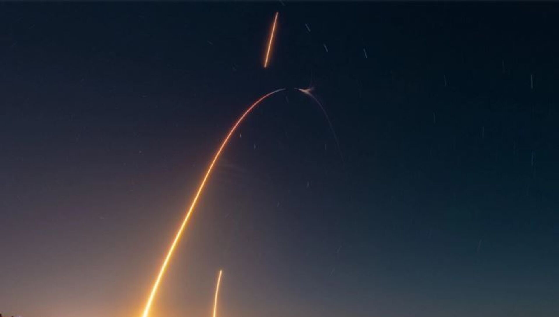 SpaceX, Dragon kargo mekiğini Uluslararası Uzay İstasyonu'na yolladı - Sputnik Türkiye, 1920, 02.02.2021