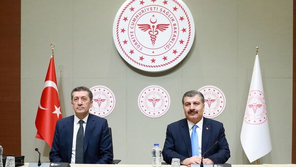Sağlık Bakanı Fahrettin Koca ve Milli Eğitim Bakanı Ziya Selçuk - Sputnik Türkiye