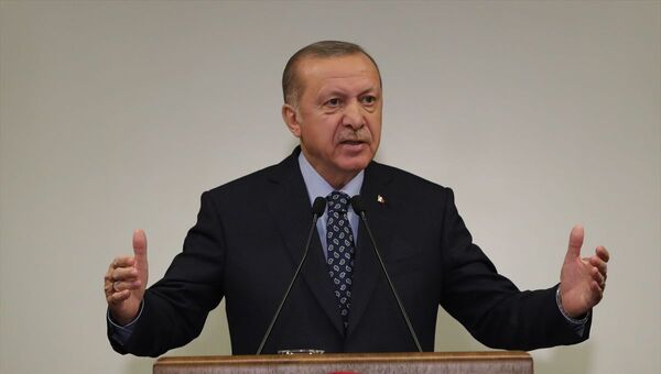 Türkiye Cumhurbaşkanı Recep Tayyip Erdoğan, Huber Köşkü'nde basın toplantısı düzenledi. - Sputnik Türkiye